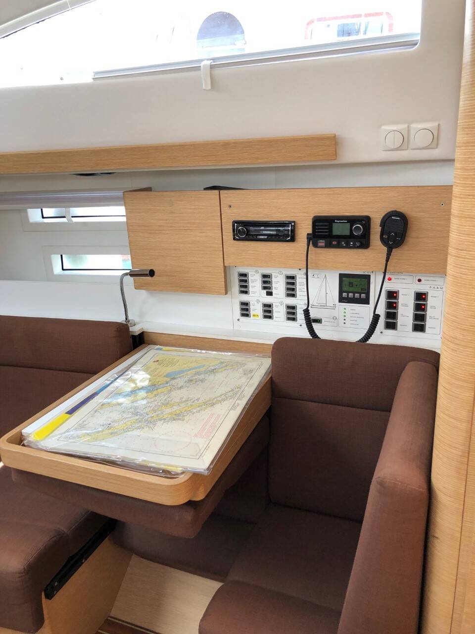 Sailing yacht Elan Impression 40 Laali