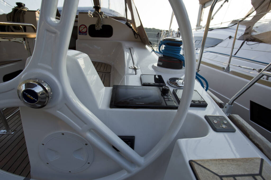 Sailing yacht Elan Impression 40 Tariq