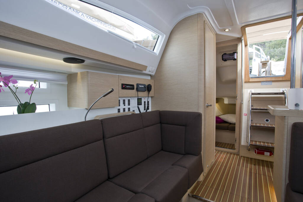 Sailing yacht Elan Impression 40 Tariq