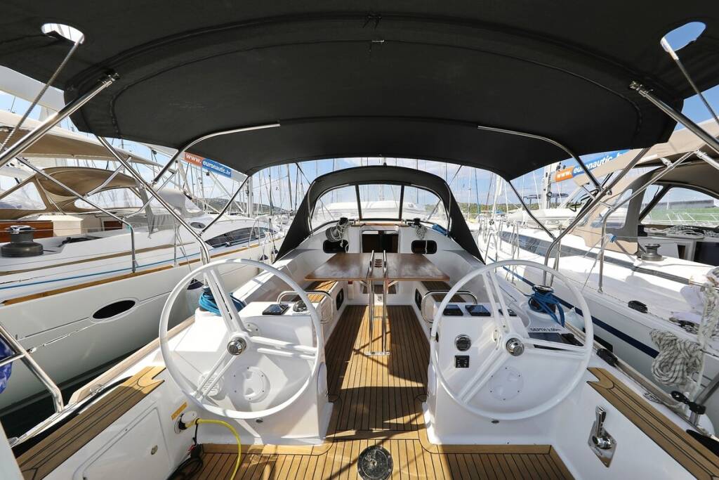 Sailing yacht Elan Impression 40.1 Valata