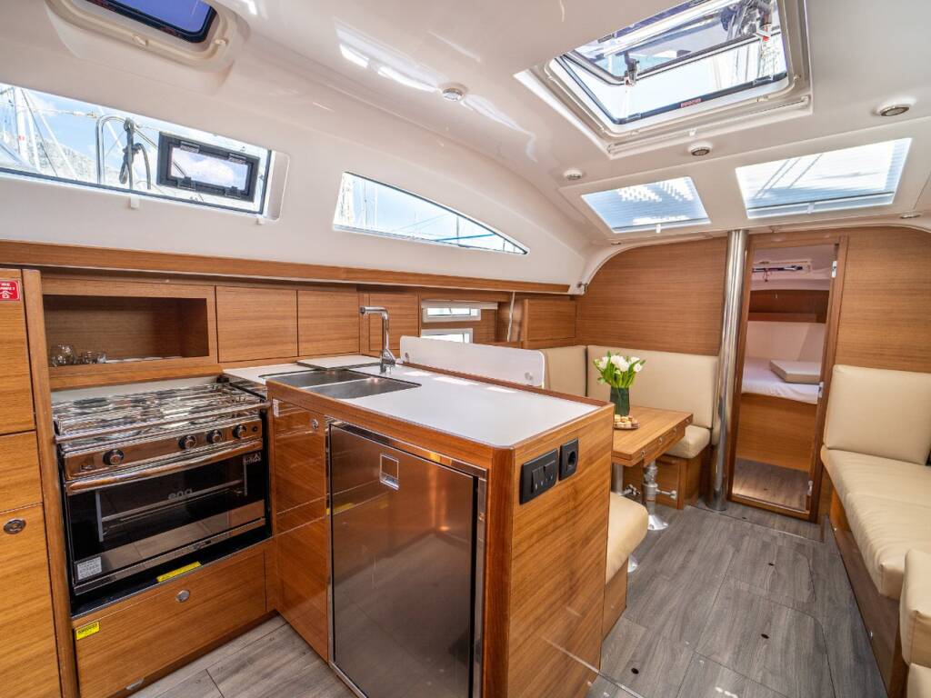 Sailing yacht Elan Impression 40.1 Ciao Bella