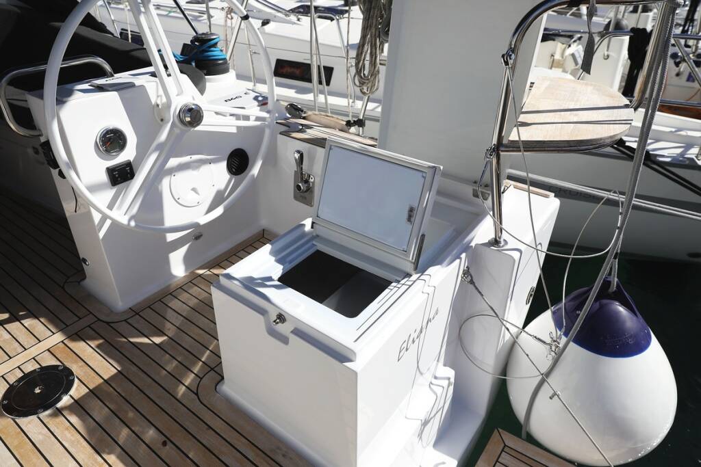 Sailing yacht Elan Impression 40.1 Eliana