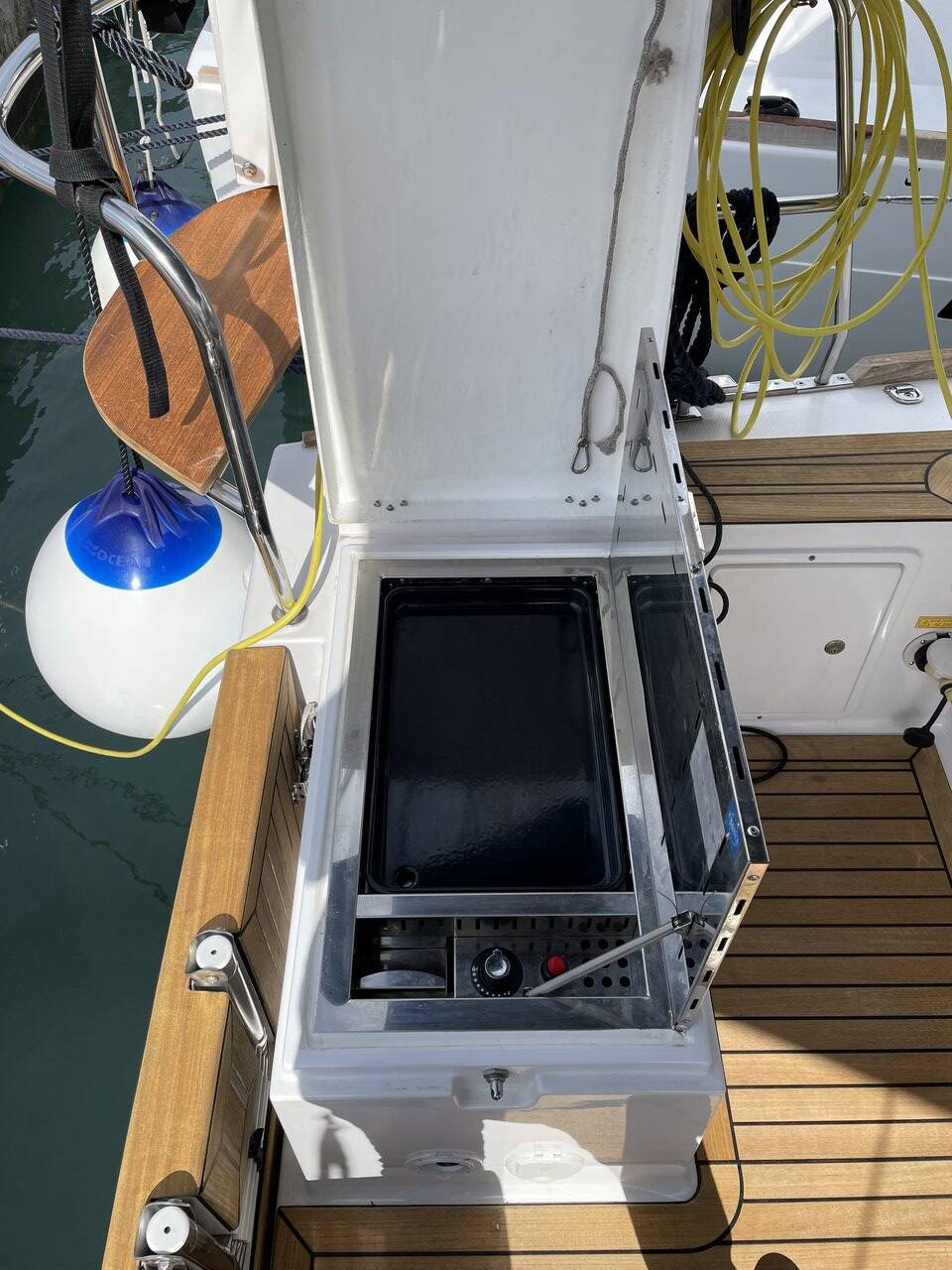 Sailing yacht Elan Impression 40.1 Blu
