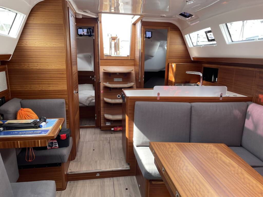 Sailing yacht Elan Impression 40.1 Blu