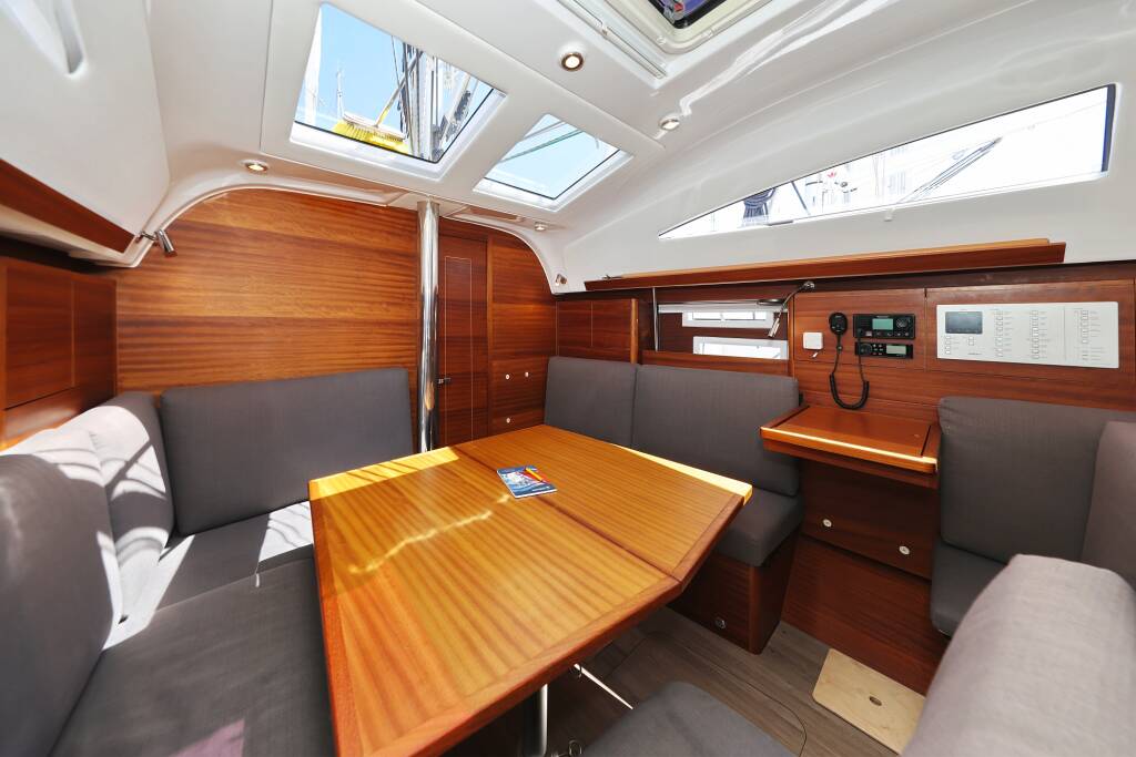 Segelyachten Elan Impression 40.1 Estela