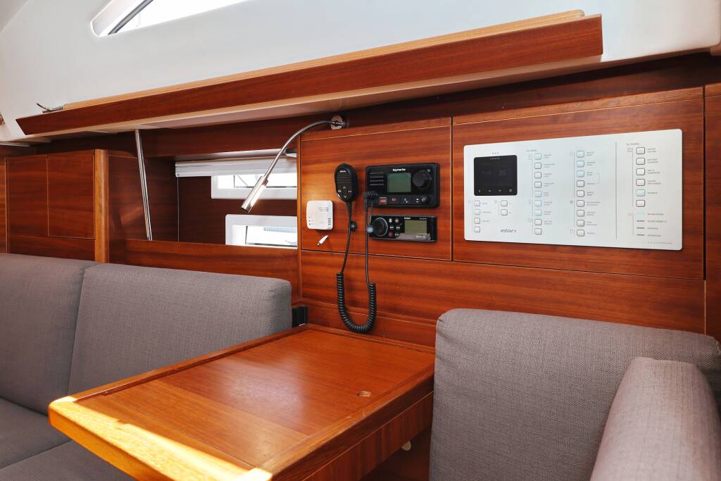 Segelyachten Elan Impression 40.1 Estela