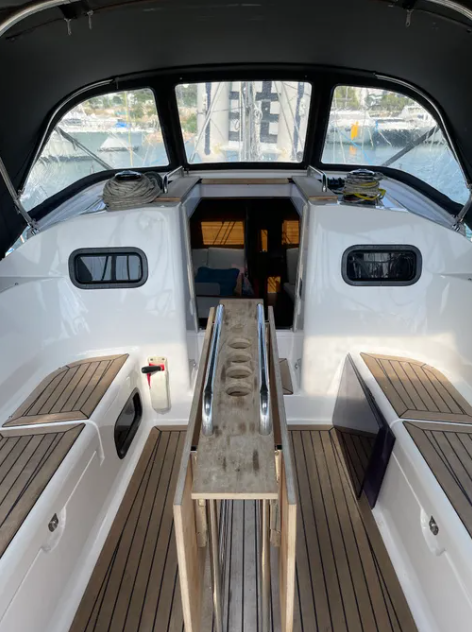Sailing yacht Elan Impression 40.1 Liana