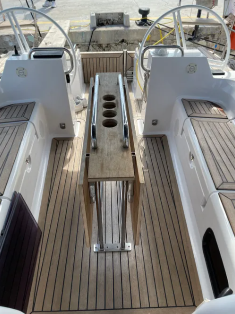 Sailing yacht Elan Impression 40.1 Liana