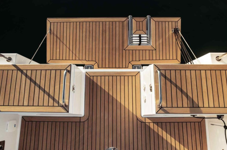 Sailing yacht Elan Impression 40.1 Liana