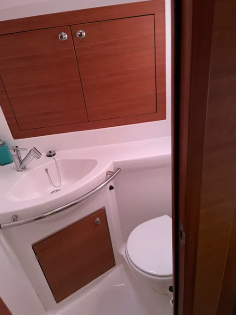 Sailing yacht Elan Impression 40.1 Liana