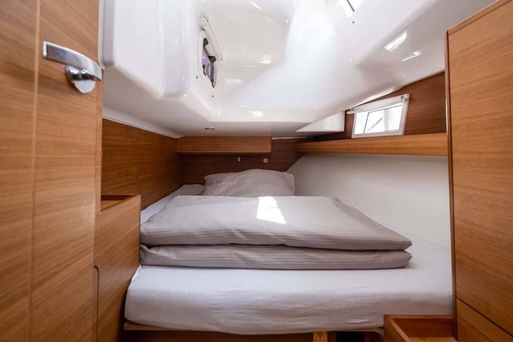 Sailing yacht Elan Impression 40.1 Le Mat