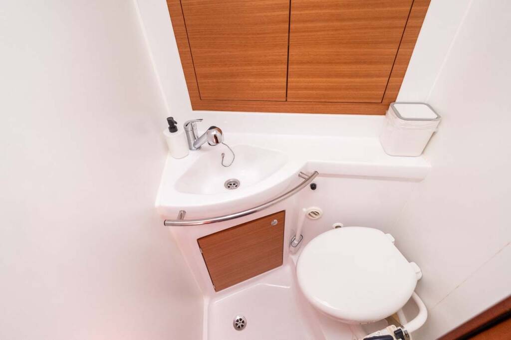 Sailing yacht Elan Impression 40.1 Le Mat