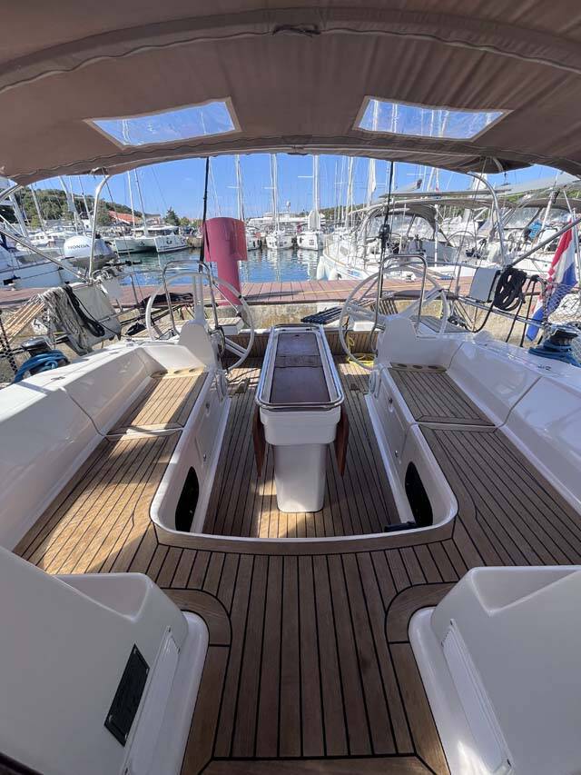 Segelyachten Elan Impression 45 Knotty Buoy