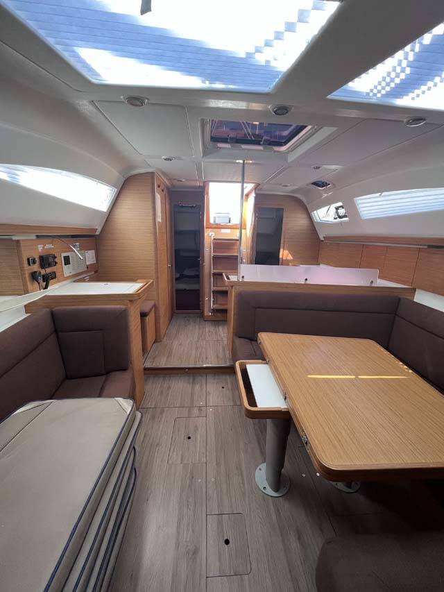 Segelyachten Elan Impression 45 Knotty Buoy