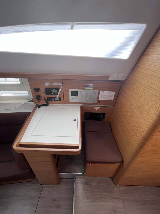 Segelyachten Elan Impression 45 Knotty Buoy
