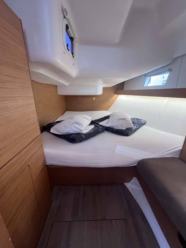 Segelyachten Elan Impression 45 Knotty Buoy