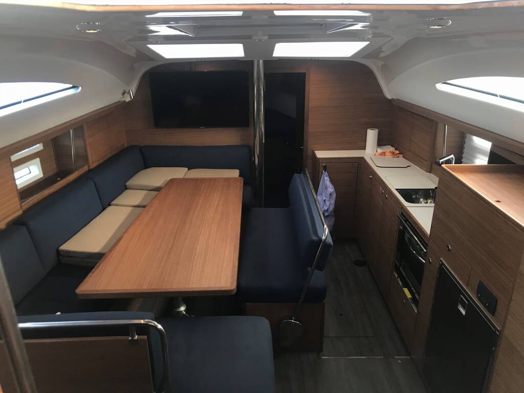Sailing yacht Elan Impression 45 Thetis