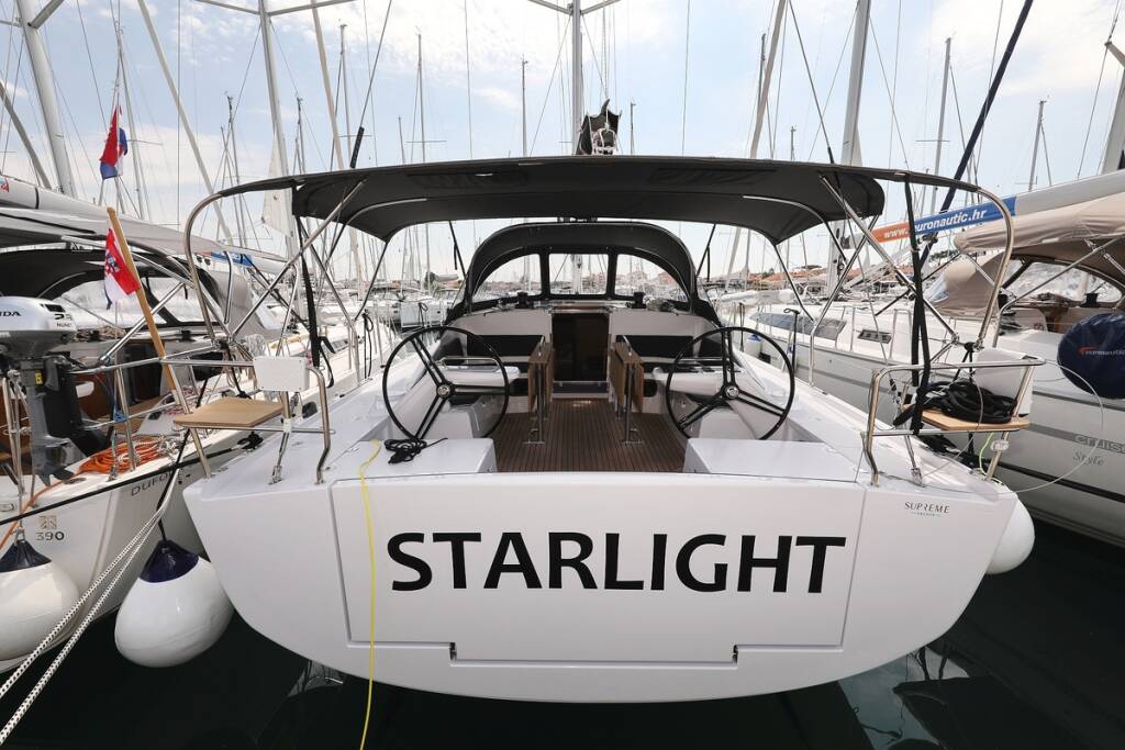 Sailing yacht Elan Impression 45 Starlight