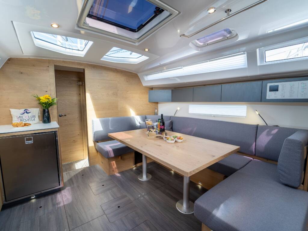 Segelyachten Elan Impression 45 Trinity