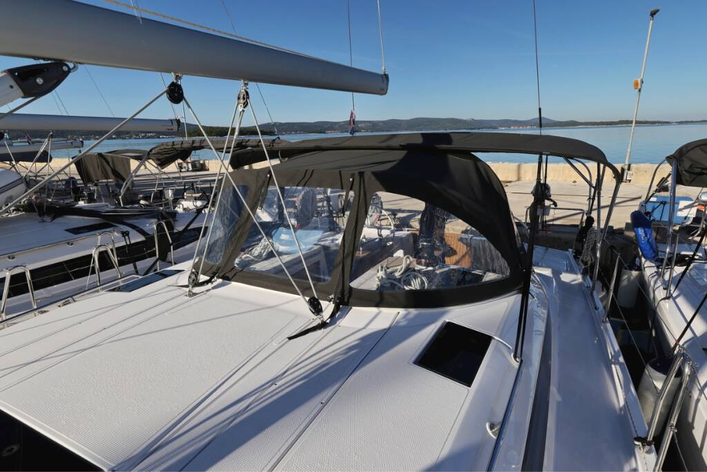 Segelyachten Elan Impression 45 Scarlett