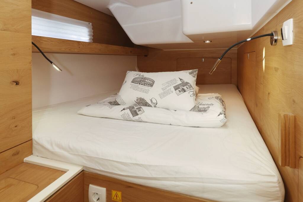 Segelyachten Elan Impression 45 Scarlett