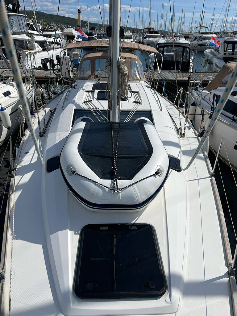 Sailing yacht Elan Impression 45 Heidi