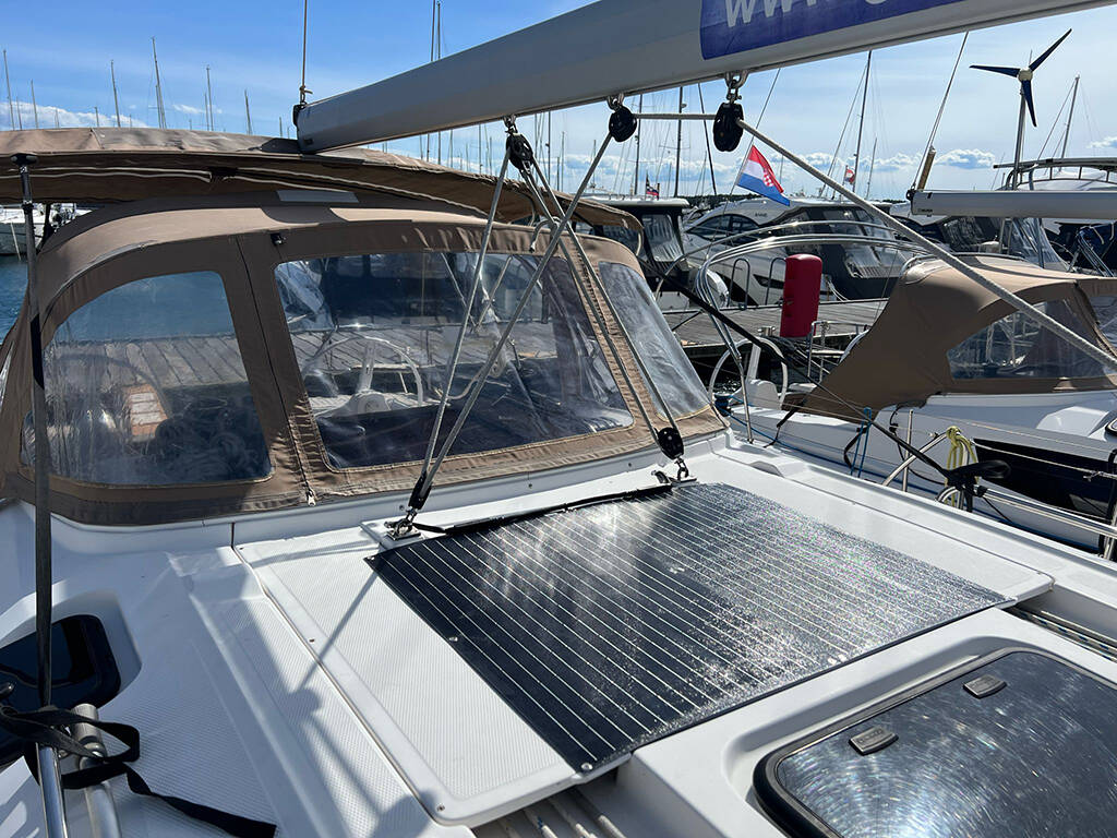 Sailing yacht Elan Impression 45 Heidi