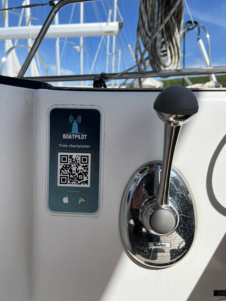 Sailing yacht Elan Impression 45 Heidi