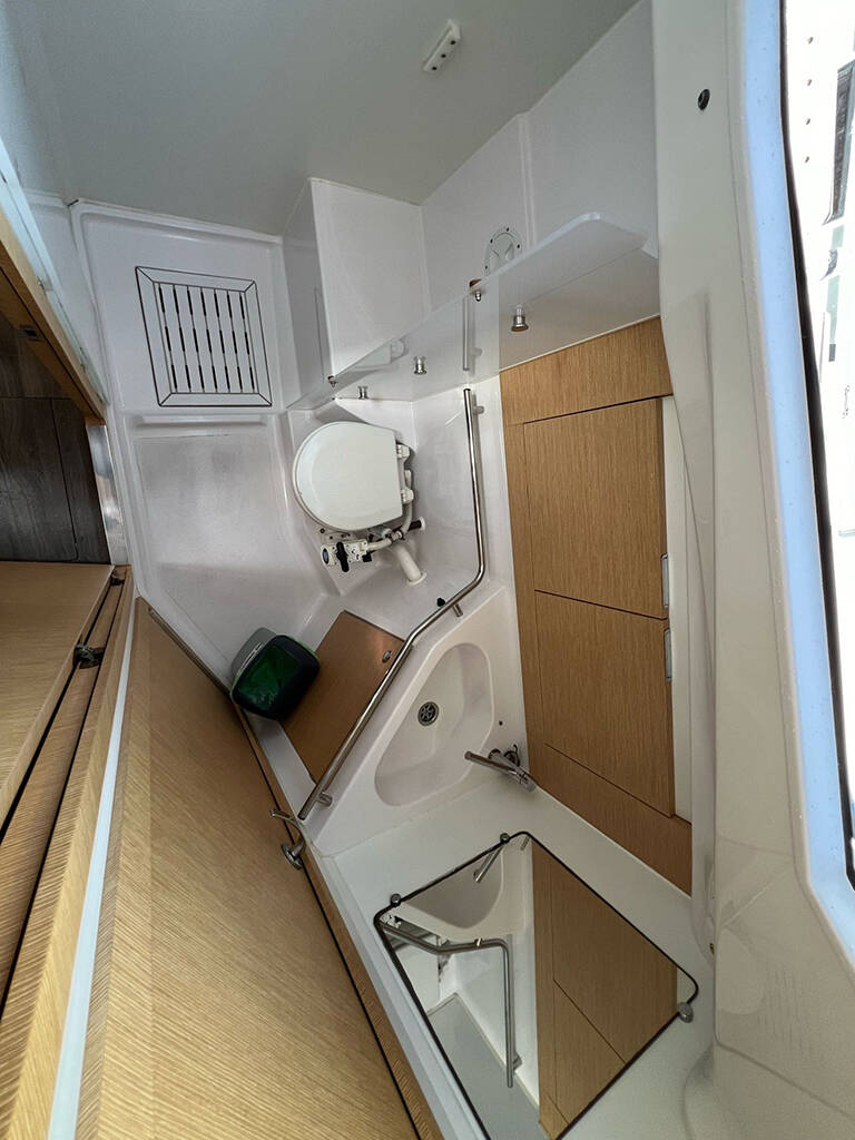 Sailing yacht Elan Impression 45 Heidi