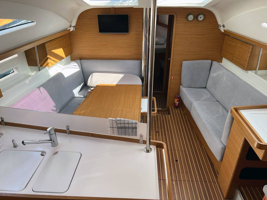 Sailing yacht Elan Impression 45 Kaminari