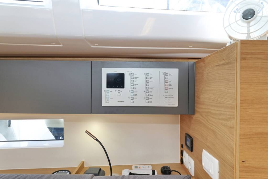Sailing yacht Elan Impression 45 Furija