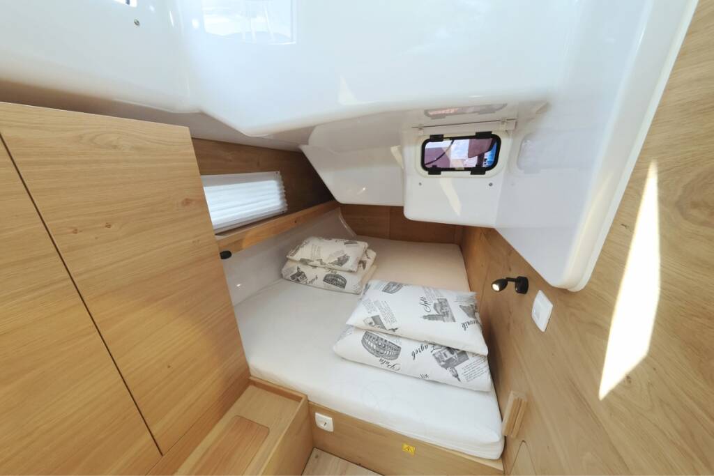 Sailing yacht Elan Impression 45 Furija