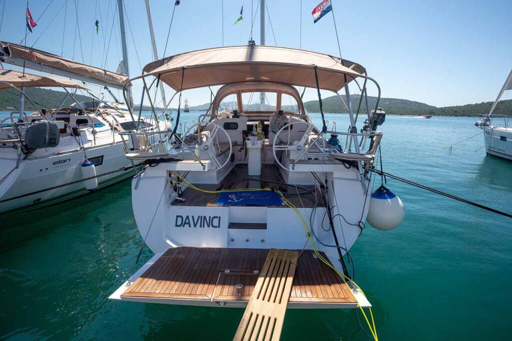 Sailing yacht Elan Impression 45 DaVinci