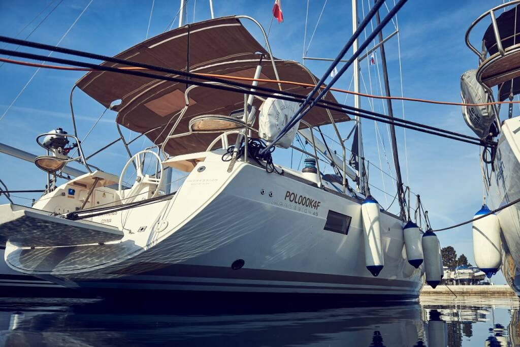 Segelyachten Elan Impression 45 Six Friends