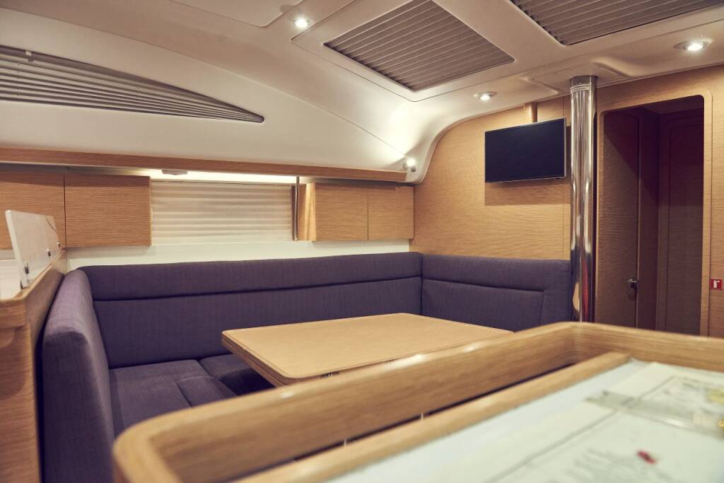 Segelyachten Elan Impression 45 Six Friends