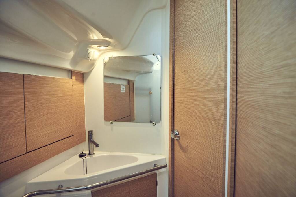 Segelyachten Elan Impression 45 Six Friends