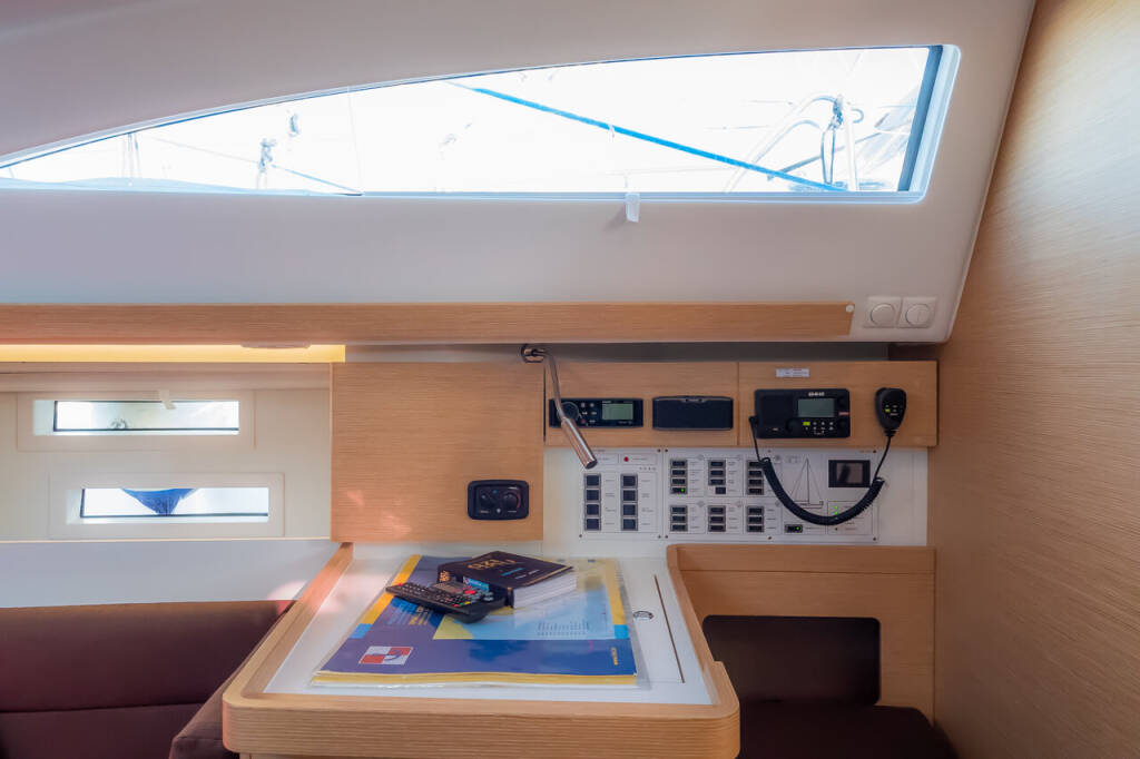 Sailing yacht Elan Impression 45 Adelyna