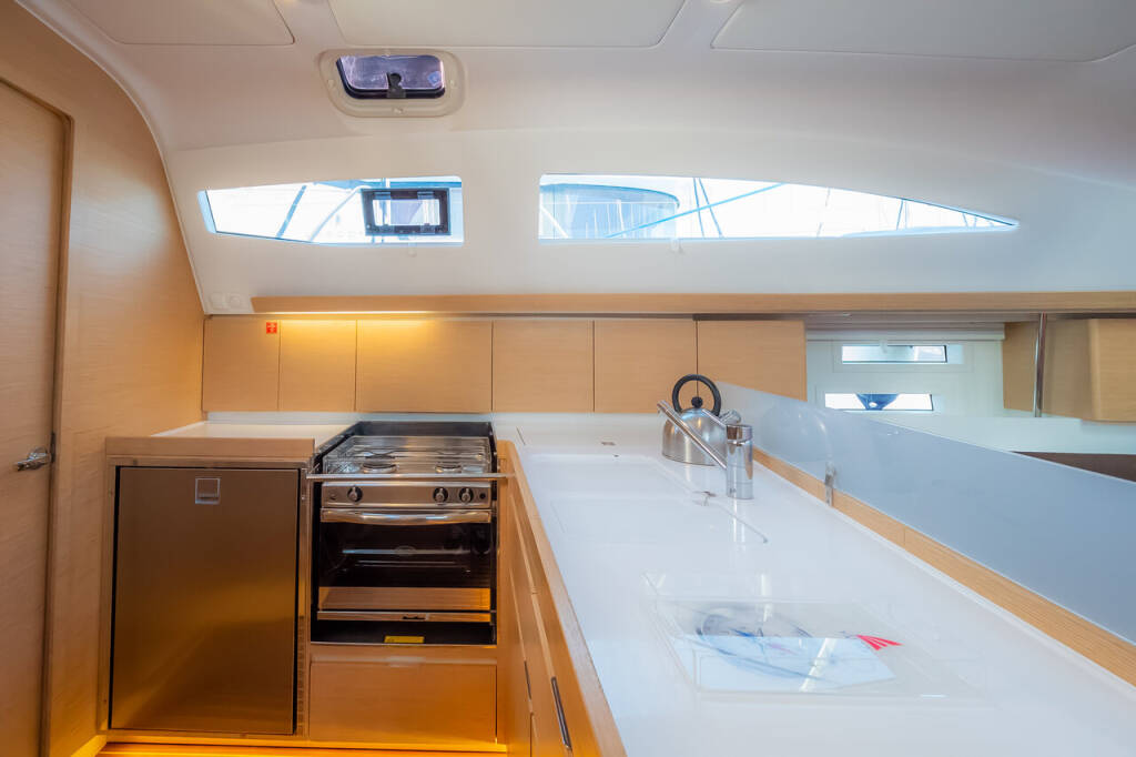 Segelyachten Elan Impression 45 Amiya