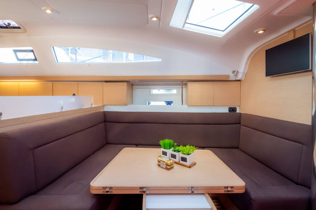 Segelyachten Elan Impression 45 Amiya