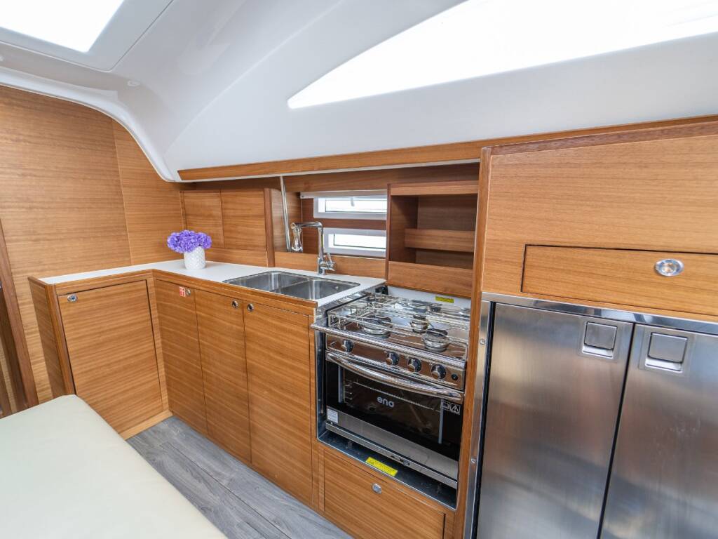 Sailing yacht Elan Impression 45.1 Ciao Ragazza