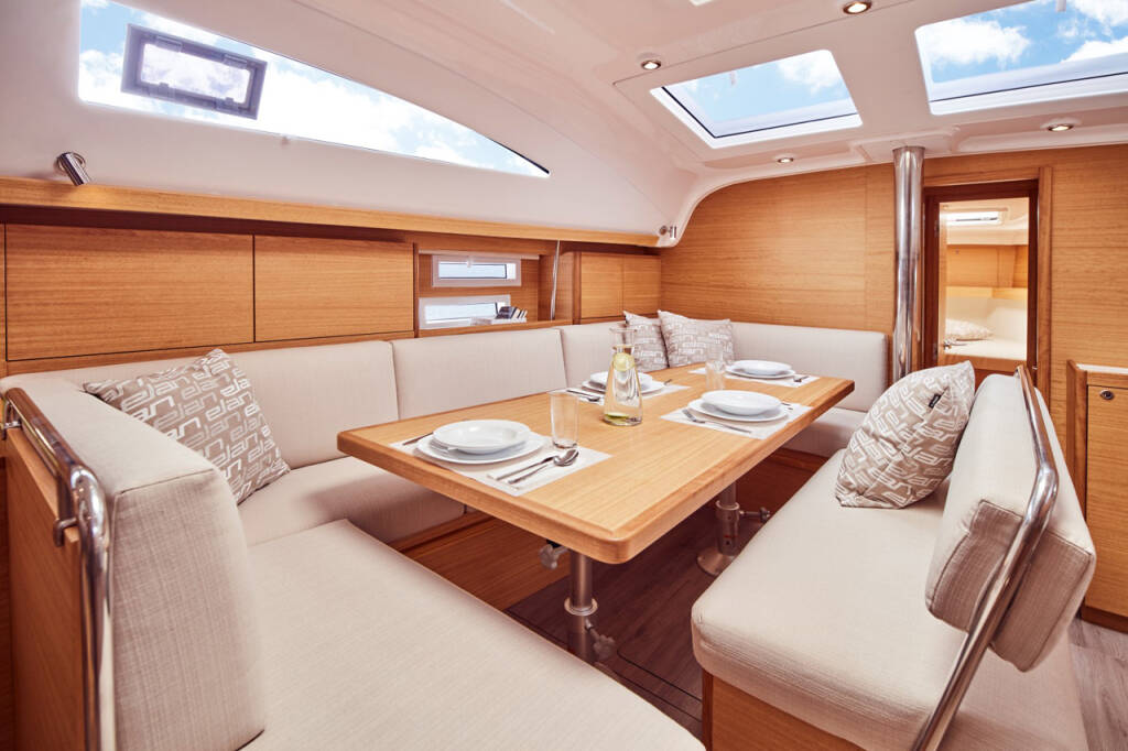 Segelyachten Elan Impression 45.1 Triton