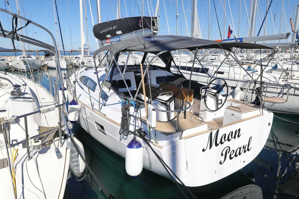 Sailing yacht Elan Impression 45.1 Moon Pearl