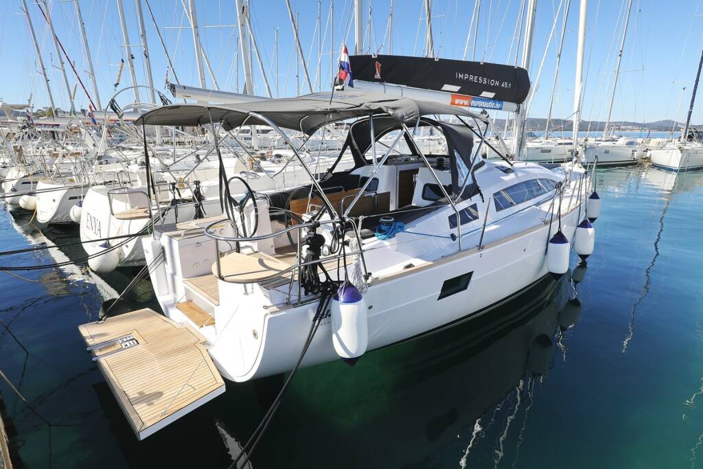 Sailing yacht Elan Impression 45.1 Moon Pearl