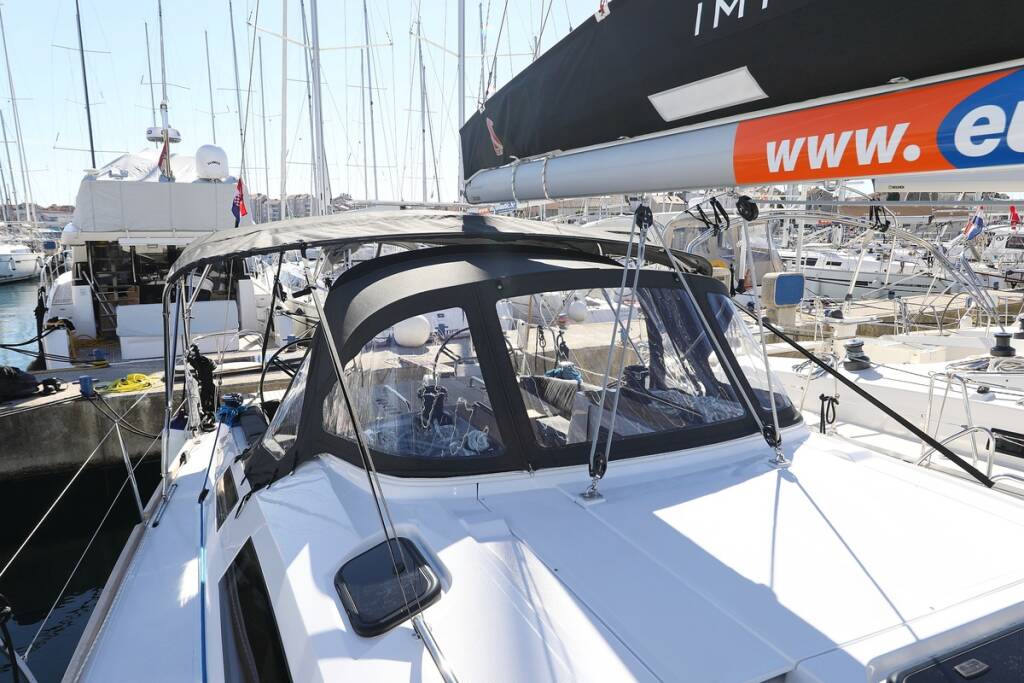 Sailing yacht Elan Impression 45.1 Moon Pearl