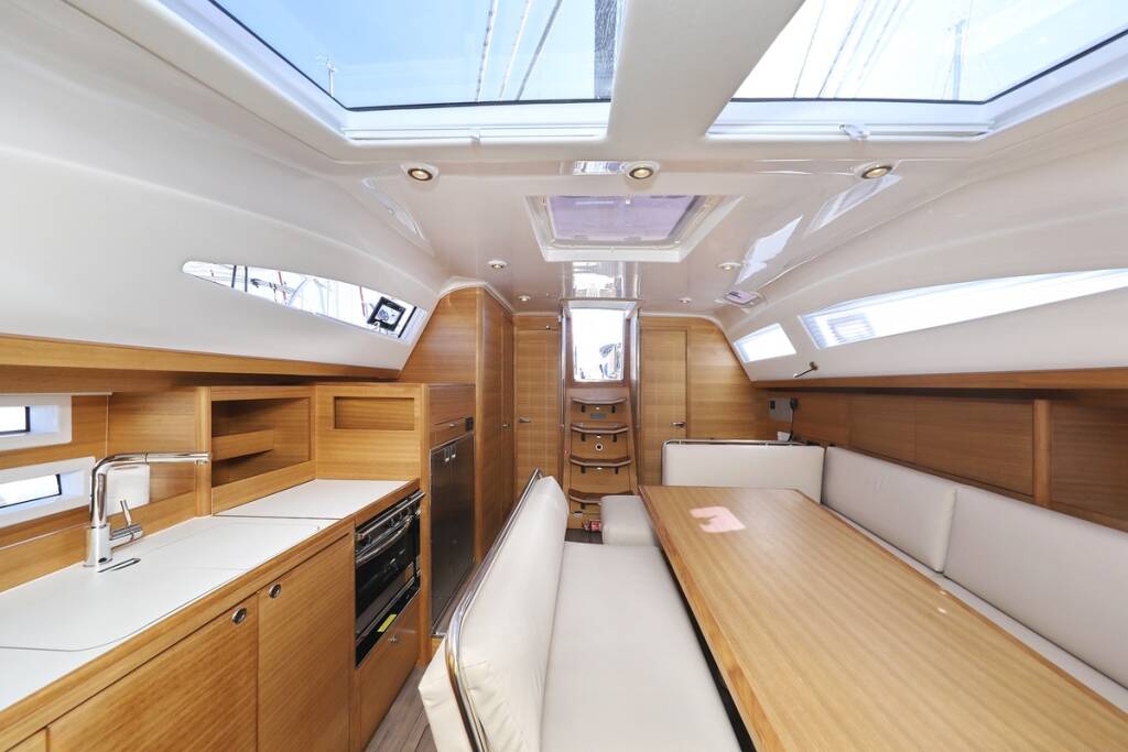 Sailing yacht Elan Impression 45.1 Moon Pearl