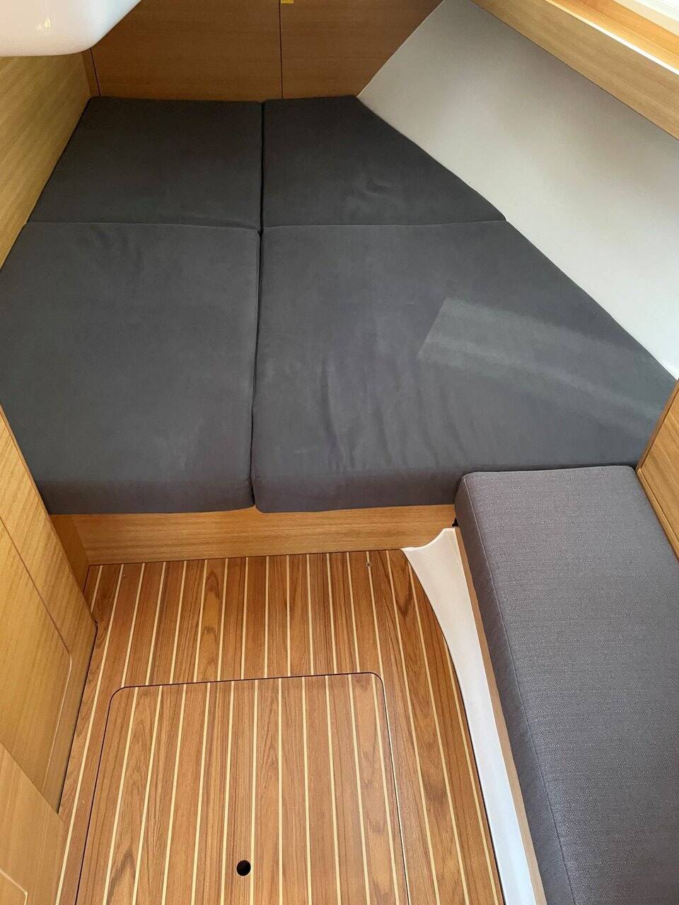 Sailing yacht Elan Impression 45.1 Tattoo