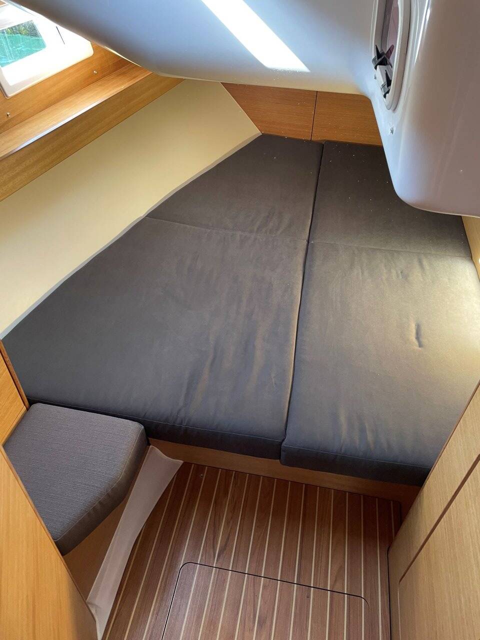 Sailing yacht Elan Impression 45.1 Tattoo