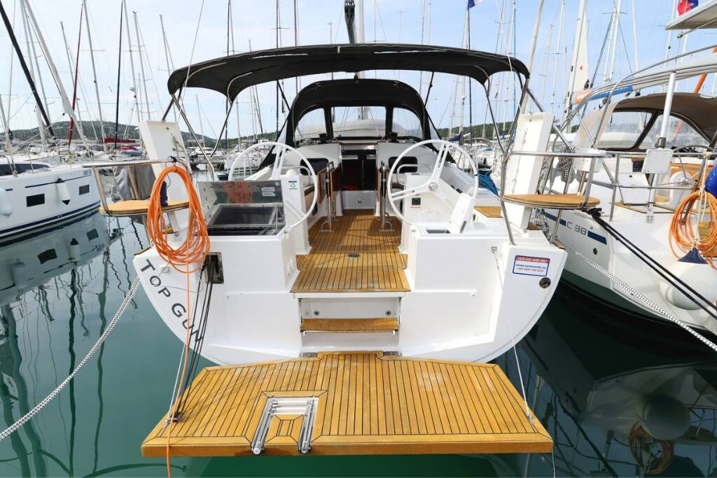 Sailing yacht Elan Impression 45.1 Top Gun