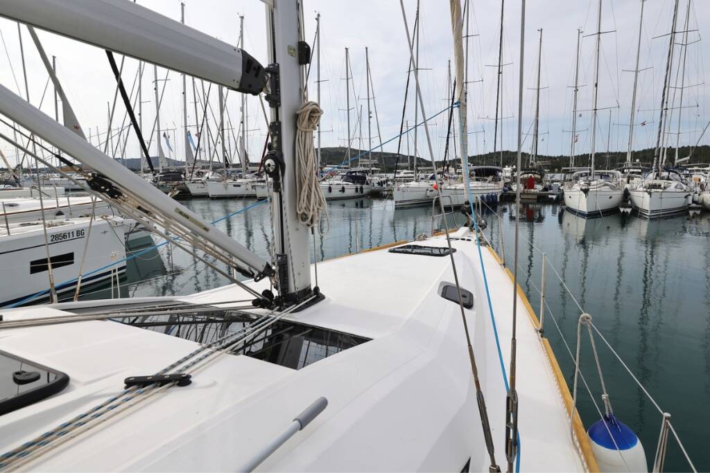 Sailing yacht Elan Impression 45.1 Top Gun