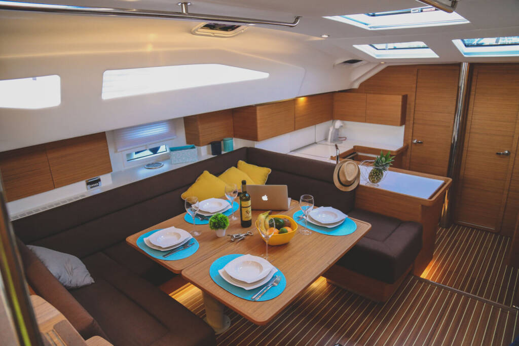 Sailing yacht Elan Impression 50 Lena